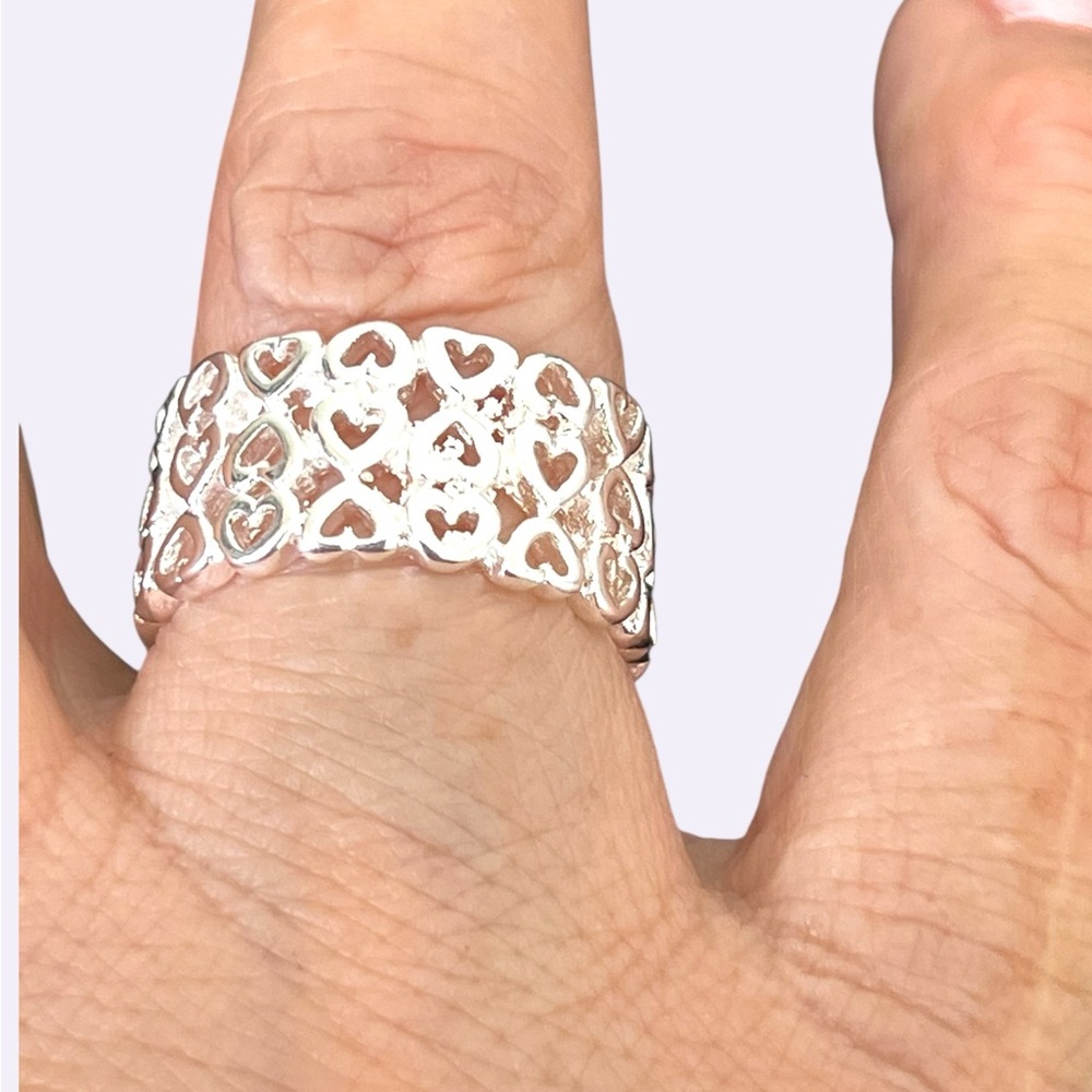 Silver Heart Pattern Ring
